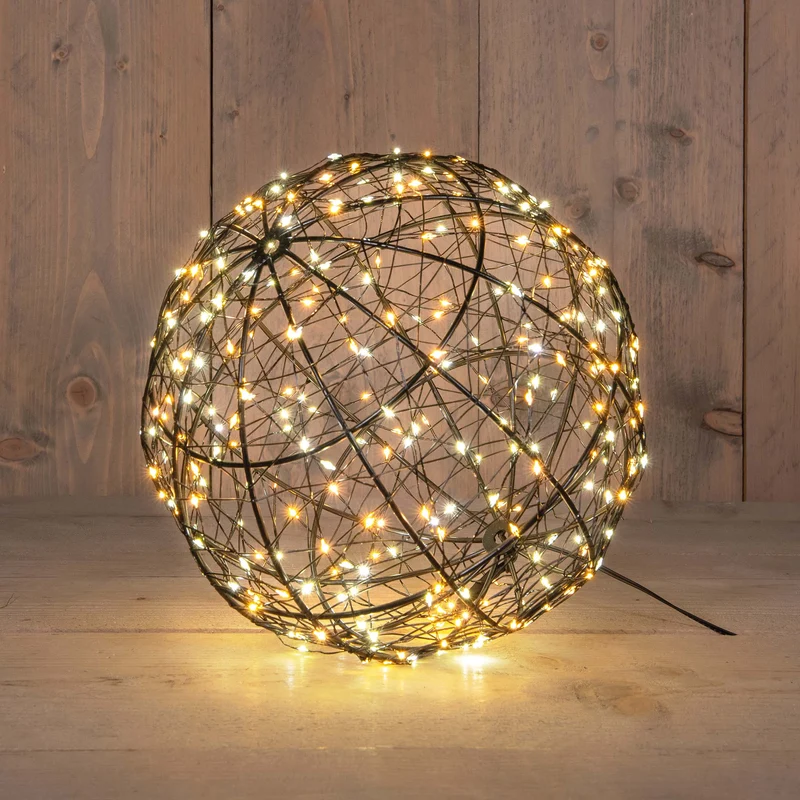 Outdoor klassiek warme / warm witte verlichte Kerstbol medium (Nieuw)