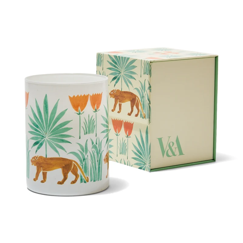 V&A On the Prowl Candle