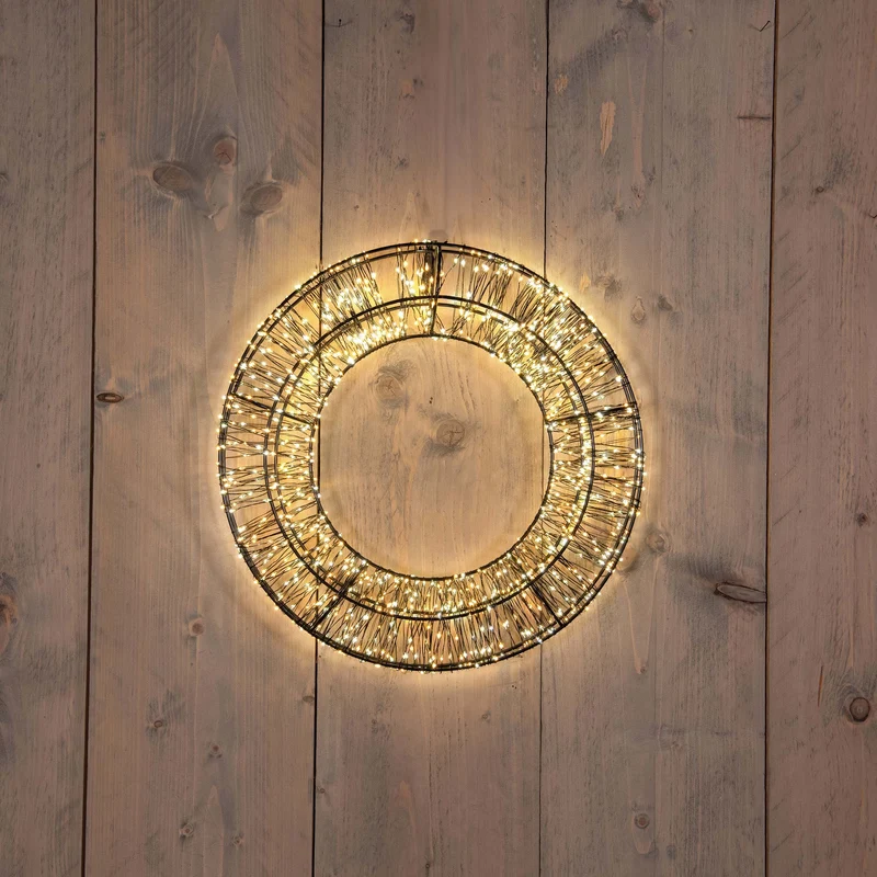 Zwarte Kerstkrans met Klassiek warme / warm witte verlichting klein (Nieuw)